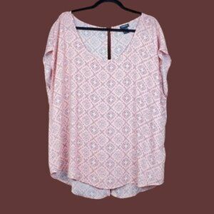 Torrid Womens Pink Diamond Floral Print Split Button Back Top Size 1X
